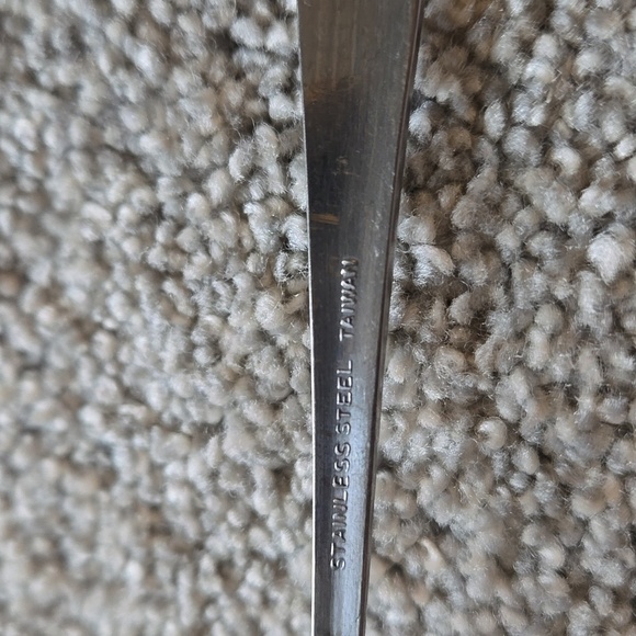 Vintage 1970's Stainless Steel Coated Baby Infant Spoon Made In Taiwan - Picture 5 of 5